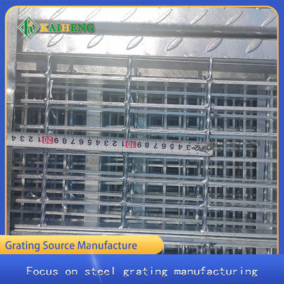 棚の銀製色のための冷たい電流を通された金属の格子