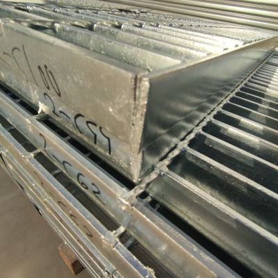 特別な定形電流を通された鋼鉄格子はカスタマイズした