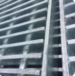 圧力は30mm忍耐棒ピッチに火格子を付けるステンレス鋼を溶接した