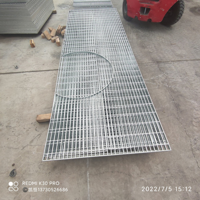 カスタマイズされた熱いすくいは電流を通した通路12&quot;のための鋼鉄格子にX 24&quot; X 1.5&quot;
